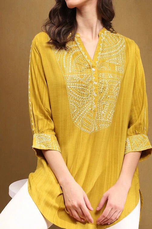 Embroidered V - Neck Mirror Work Kurti - Modern Furniture & Furnishings