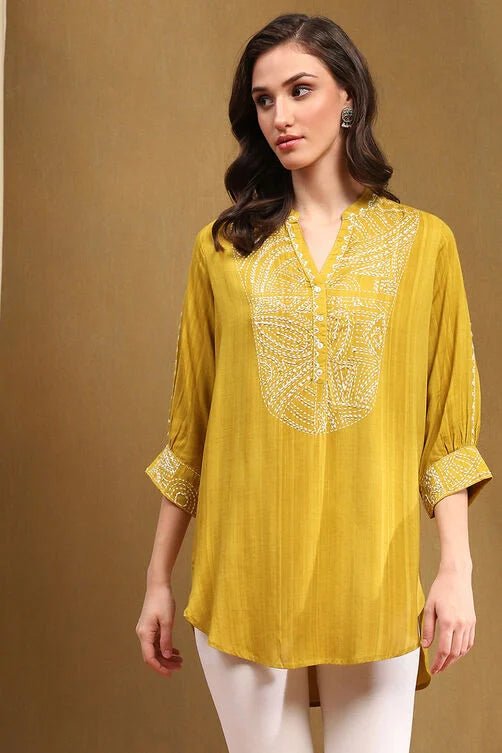 Embroidered V - Neck Mirror Work Kurti - Modern Furniture & Furnishings