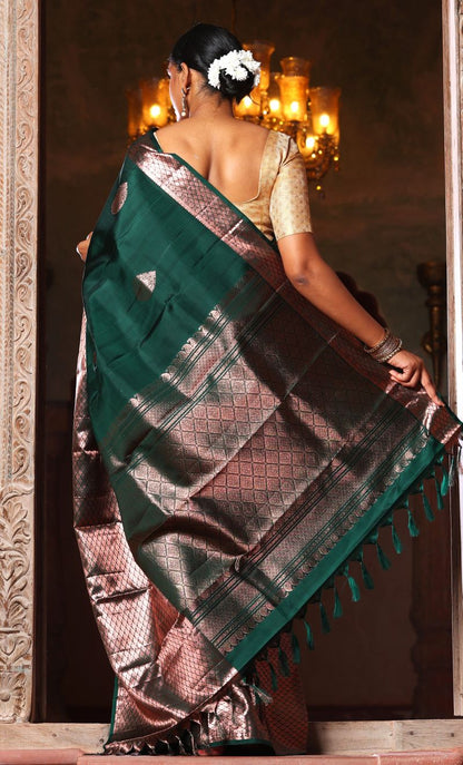 Kanjivaram Zari Silk Saree - Modern Furniture & Furnishings