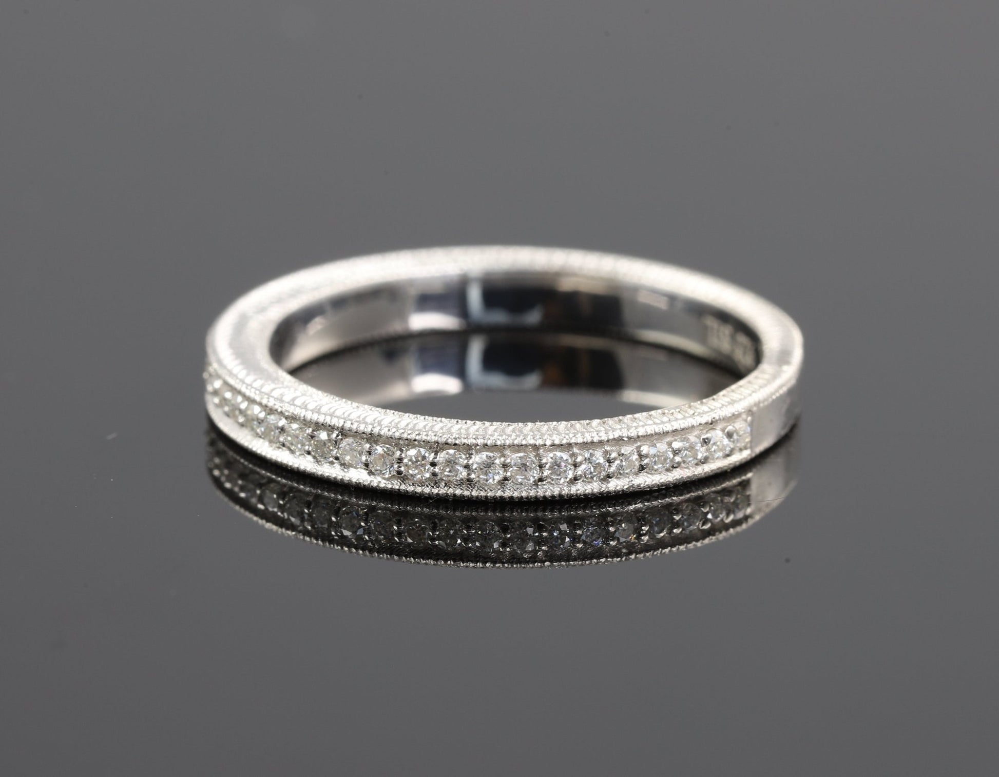 Vintage Round Cut Moissanite Wedding Band - Modern Furniture & Furnishings