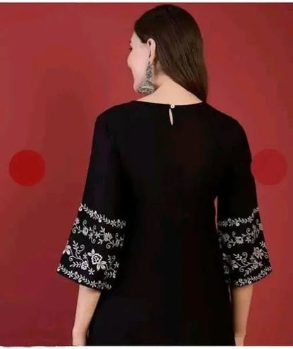 Women's Comfort Short Kurti - Modern Furniture & Furnishings